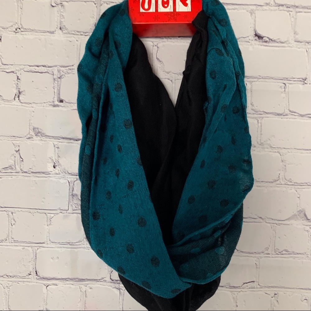 Infinity Scraf - Picture 6 of 8